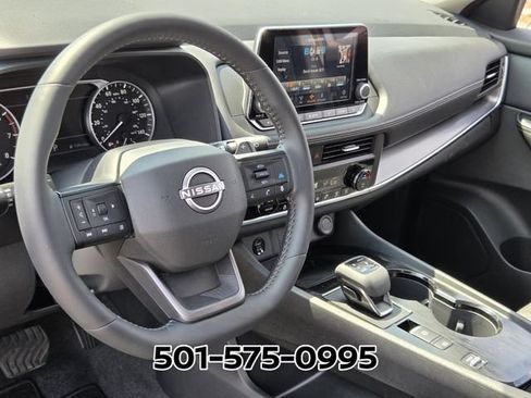 Used 2026 Nissan Rogue SV w/ Cold Weather Package FWD image 9