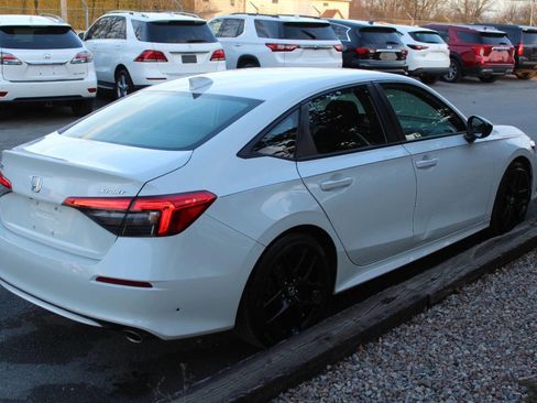 Used 2022 Honda Civic Sport image 6