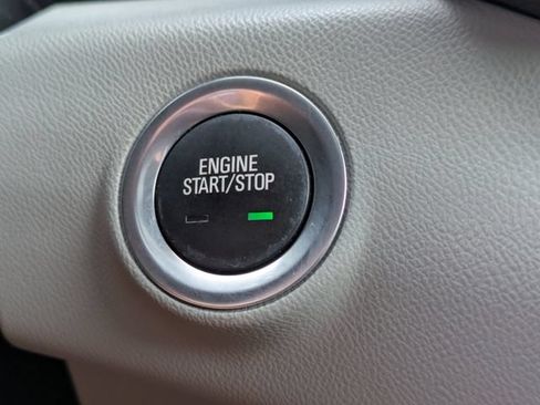 Used 2023 GMC Terrain SLE w/ Driver Convenience Package FWD image 30