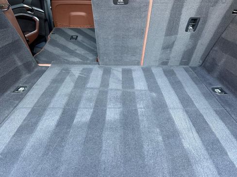 Used 2019 Audi e-tron Prestige w/ Prestige Package image 14