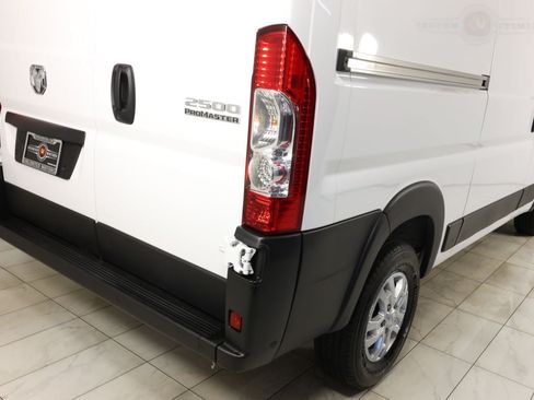 Used 2024 RAM ProMaster 2500 w/ Quick Order Package 22G SLT FWD image 37