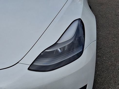 Used 2023 Tesla Model 3 Standard Range RWD image 11