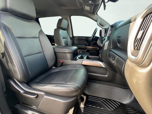 Used 2021 Chevrolet Silverado 1500 LT Trail Boss w/ Convenience Package II image 35