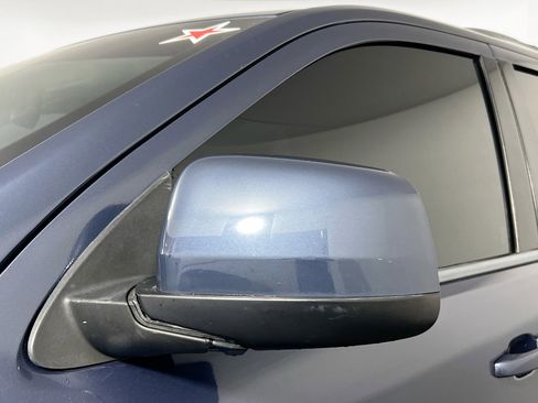 Used 2019 Dodge Durango SXT image 12