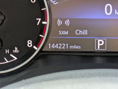 Used 2017 Nissan Maxima SR w/ Midnight Edition image 24