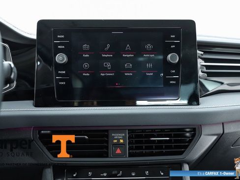 Used 2025 Volkswagen Jetta SEL FWD image 62