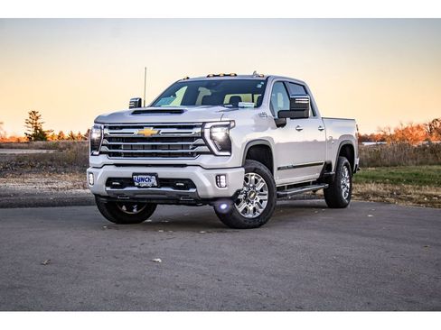 Used 2024 Chevrolet Silverado 2500 High Country w/ High Country Premium Package image 44