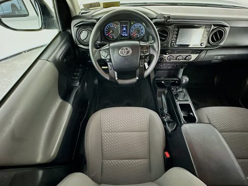 Used 2023 Toyota Tacoma SR AWD/4WD image 9