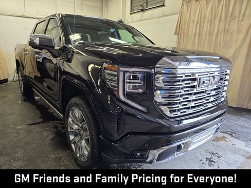 New 2026 GMC Sierra 1500 Denali w/ Denali Reserve Package AWD/4WD image 6