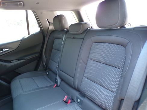 Used 2025 Chevrolet Equinox LT AWD/4WD image 15