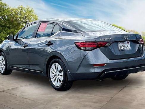 Certified 2025 Nissan Sentra S FWD image 4