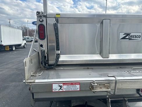 New 2024 Ford F550 4x4 Regular Cab Super Duty image 57