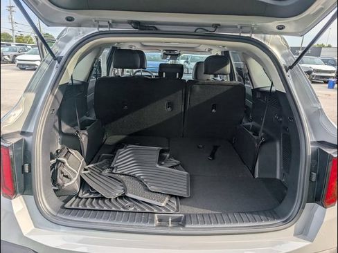 Certified 2026 Kia Sorento S w/ S Panoramic Sunroof Package FWD image 19