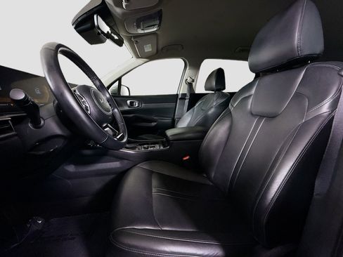 Used 2025 Kia Sorento S FWD image 22