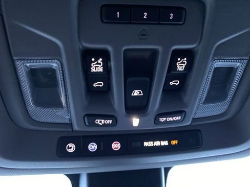 Used 2019 GMC Sierra 1500 SLT w/ SLT Premium Plus Package image 28