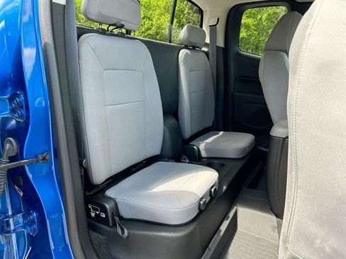 Used 2018 Chevrolet Colorado W/T w/ WT Convenience Package AWD/4WD image 23