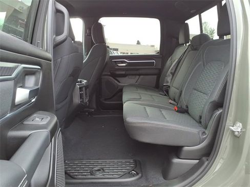 New 2026 RAM 1500 4x4 Crew Cab image 27