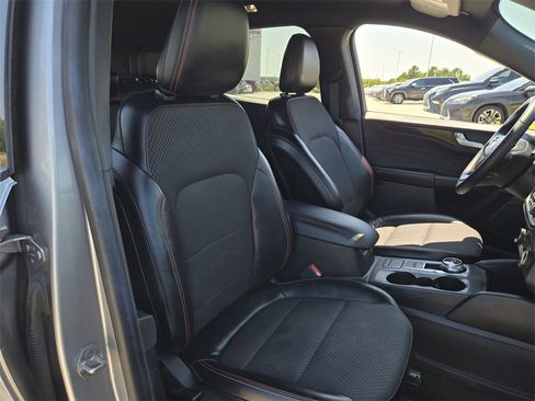 Used 2023 Ford Escape ST-Line image 27