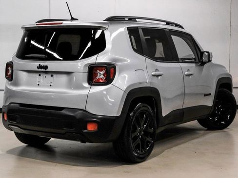 Used 2017 Jeep Renegade Altitude image 10