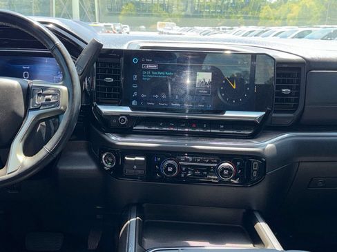 Certified 2024 Chevrolet Silverado 2500 LTZ w/ LTZ Plus Package AWD/4WD image 21