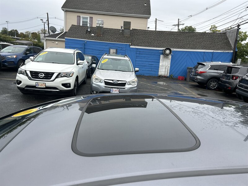 Used 2018 Honda Fit EX image 8