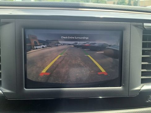 Certified 2023 Chrysler Voyager LX FWD image 14