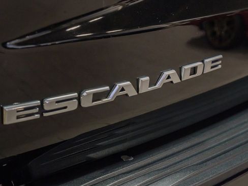 Used 2025 Cadillac Escalade V AWD/4WD image 45