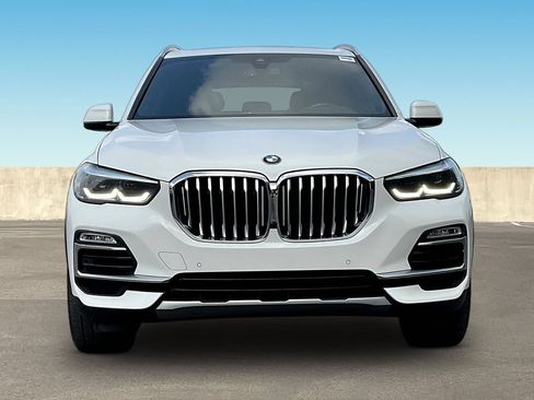 Used 2019 BMW X5 xDrive40i w/ Premium Package 2 AWD/4WD image 2