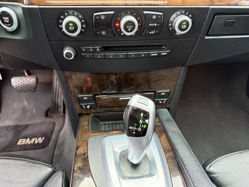 Used 2010 BMW 535i Sedan image 18