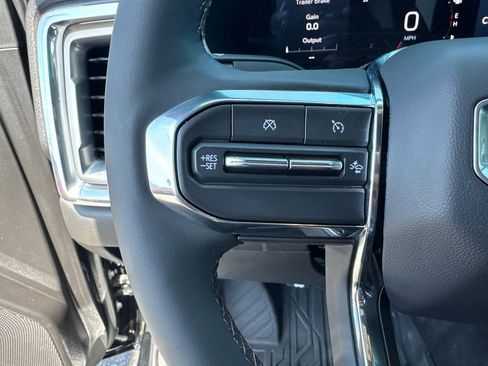 Used 2024 GMC Canyon Denali w/ LPO, Denali Black Edition AWD/4WD image 26