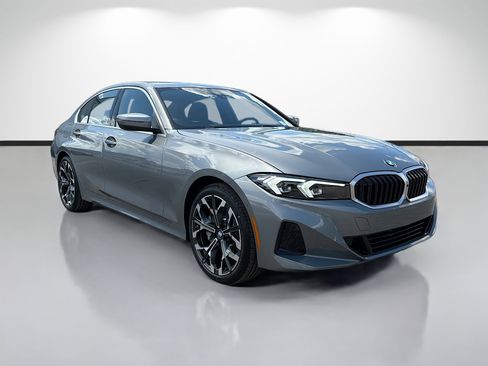 New 2026 BMW 330i Sedan w/ Convenience Package RWD image 1