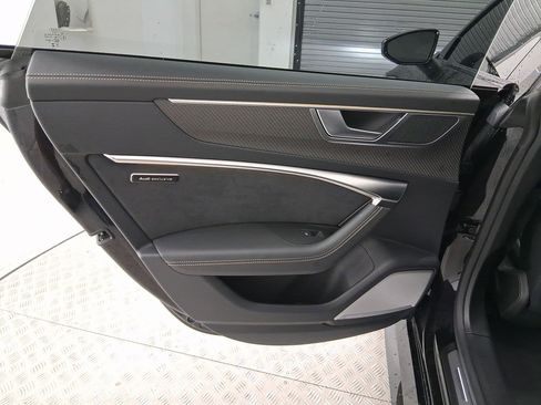 Used 2024 Audi RS 7 Performance w/ Bronze Edition image 28