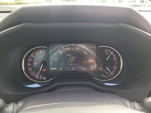 Used 2025 Toyota RAV4 XLE AWD/4WD image 34