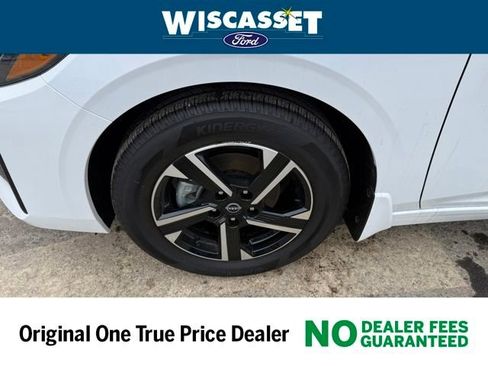 Used 2025 Nissan Sentra SV w/ Lighting Package image 22