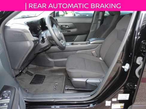 Used 2025 Nissan Kicks S AWD/4WD image 13