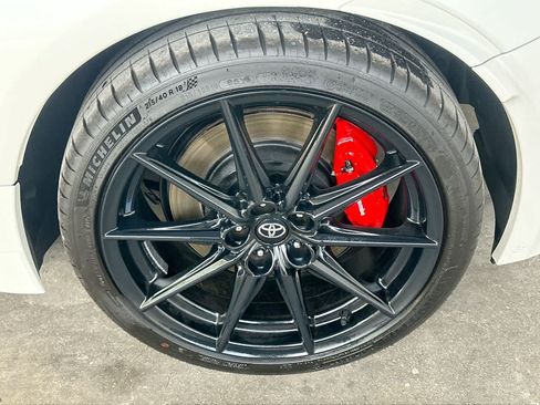 Used 2025 Toyota GR86 Premium w/ Performance Package RWD image 11
