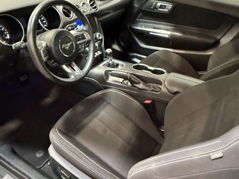 Used 2022 Ford Mustang GT w/ GT Performance Package RWD image 11