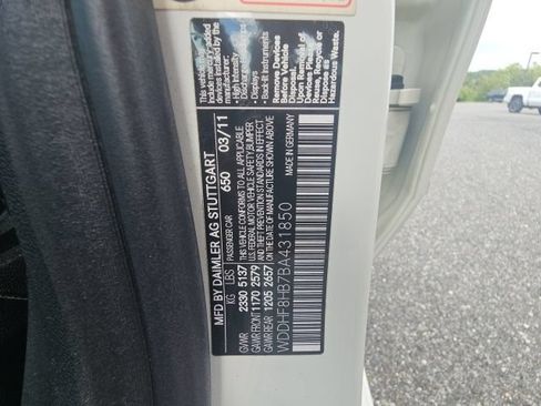 Used 2011 Mercedes-Benz E 350 4MATIC Sedan image 11