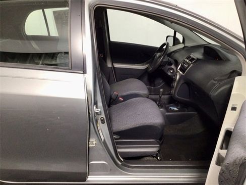 Used 2009 Toyota Yaris image 29