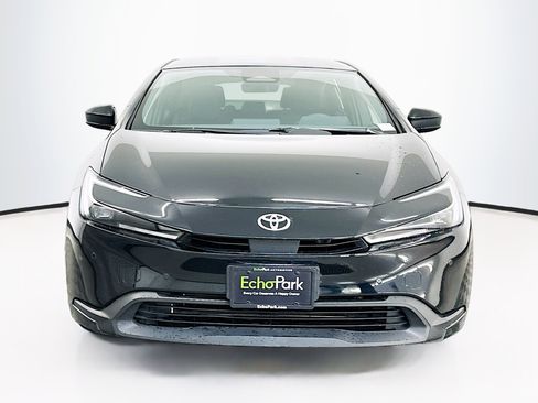 Used 2024 Toyota Prius LE image 2