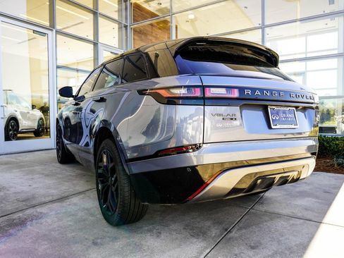 Used 2020 Land Rover Range Rover Velar R-Dynamic S image 11