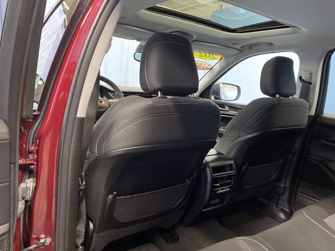 Certified 2024 Jeep Grand Cherokee Laredo X image 25