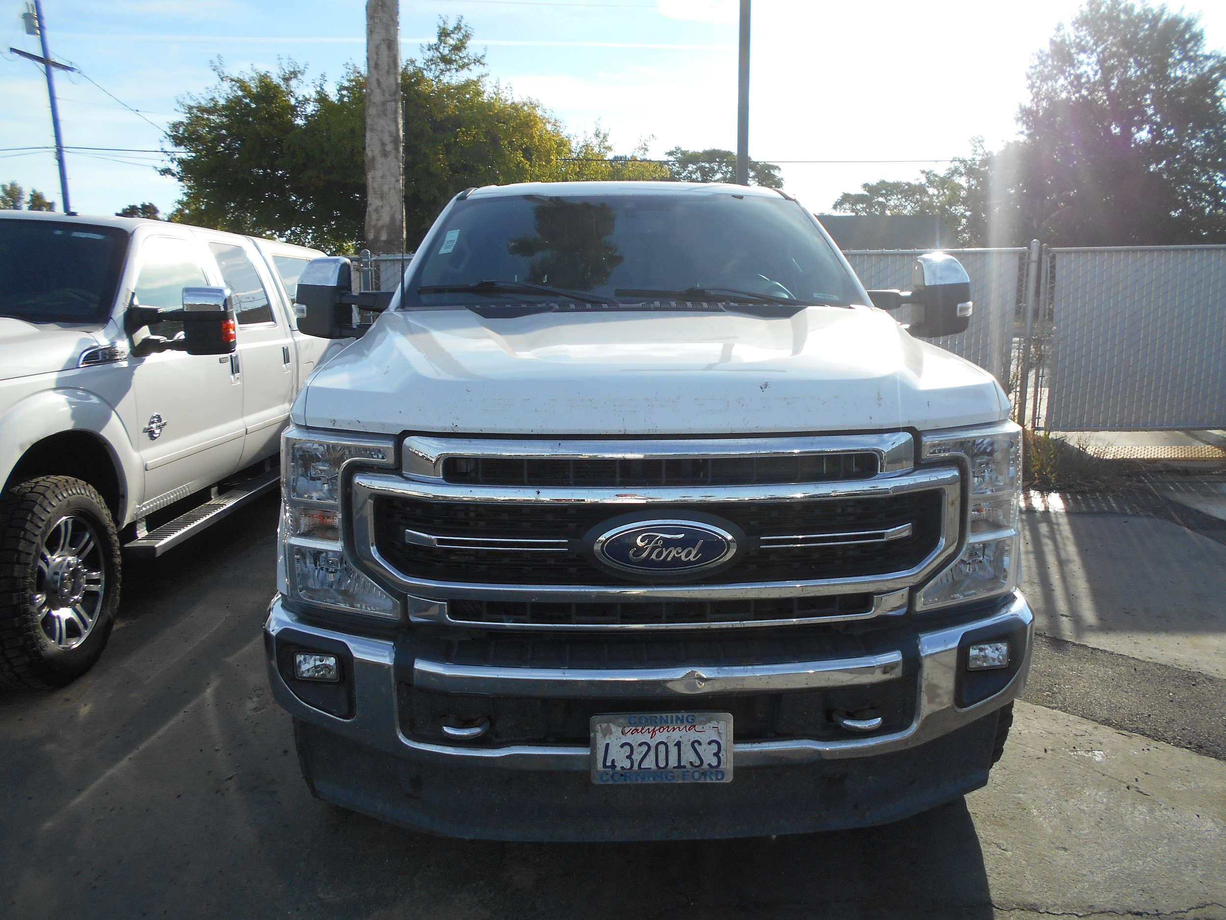 Certified 2022 Ford F250 Lariat w/ Chrome Package AWD/4WD image 2
