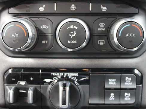 Used 2021 RAM 1500 Big Horn AWD/4WD image 57