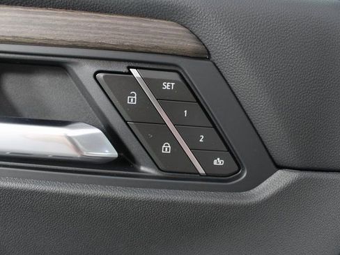 New 2026 GMC Acadia Denali w/ Super Cruise Package image 16