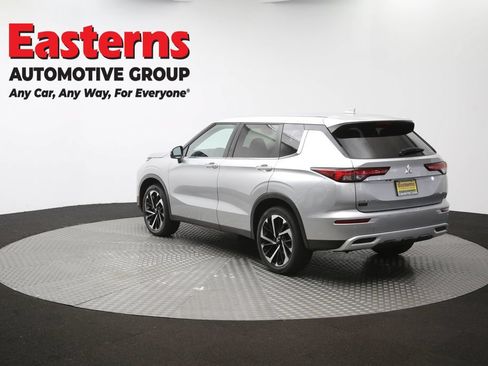 Used 2024 Mitsubishi Outlander SE AWD/4WD image 65
