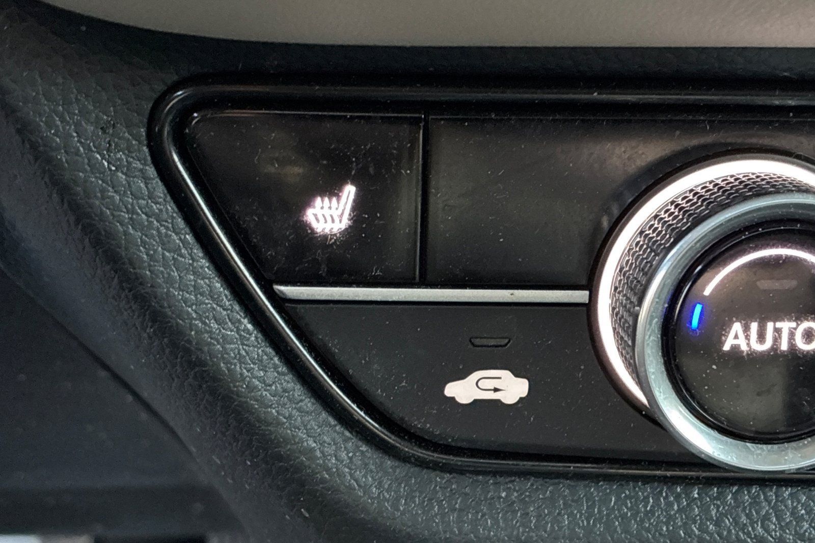Used 2025 Honda HR-V EX-L image 33