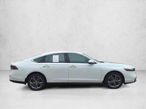 Used 2024 Honda Accord EX image 4