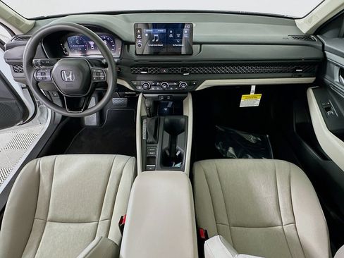 Used 2026 Honda Accord SE image 3