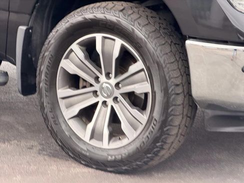 Used 2018 Nissan Titan SL image 24